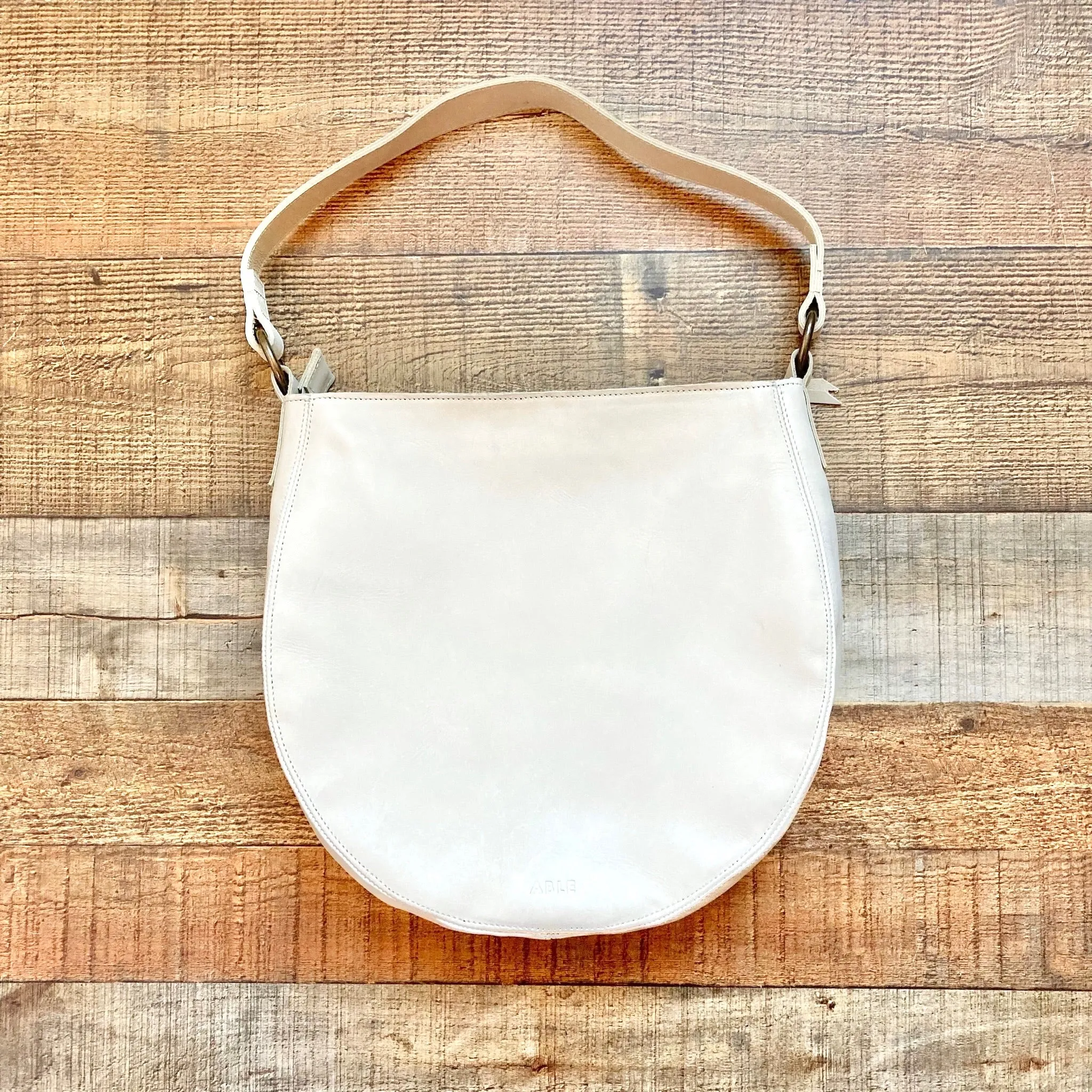 ABLE BEACH LEATHER NAOMI SHOULDER BAG ( ONLINE)