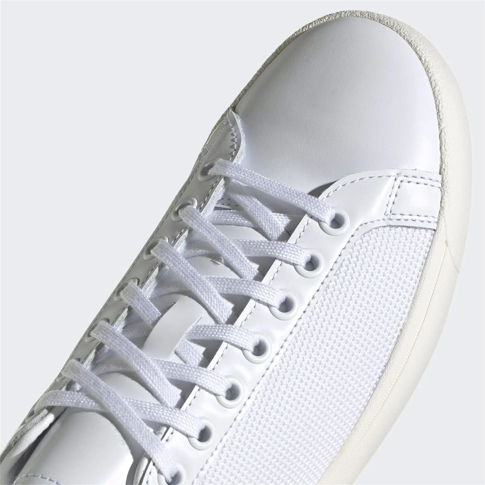 adidas Originals Rod Laver Vintage Shoes - White / Green