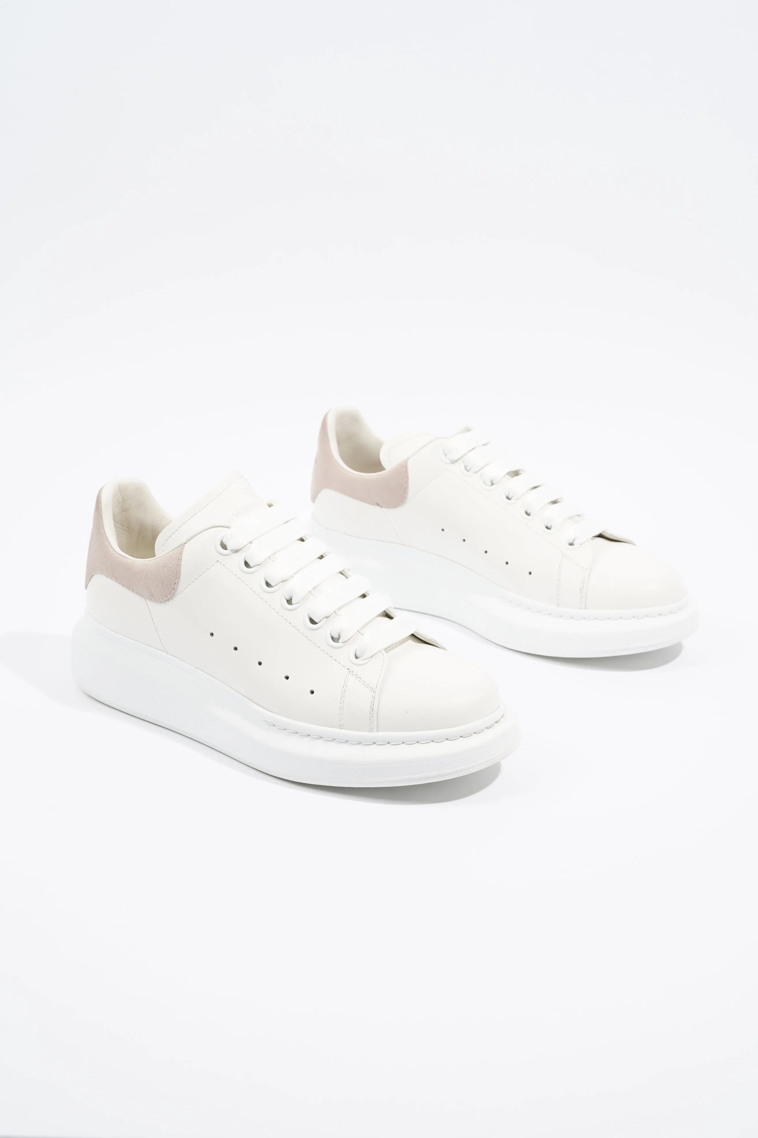 Alexander McQueen Womens Oversized Sneakers White / Pink Tab EU 39 / UK 6