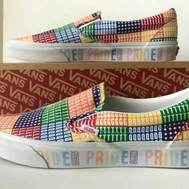 AUTHENTIC VANS CLASSIC PRIDE Rainbow Multicolor Slip-on ...