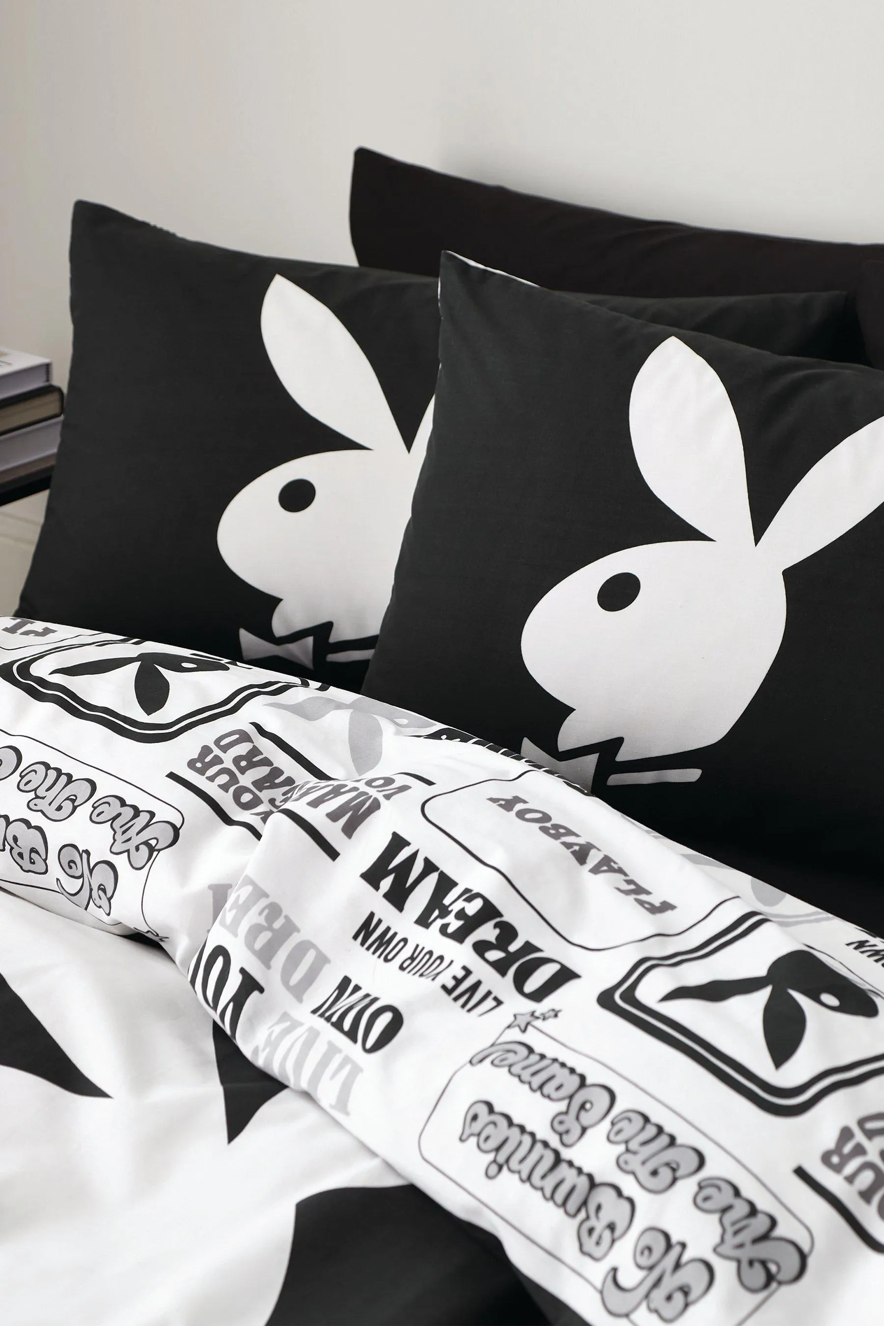 Bedding | 'Classic Bunny' Duvet Cover Set | Playboy