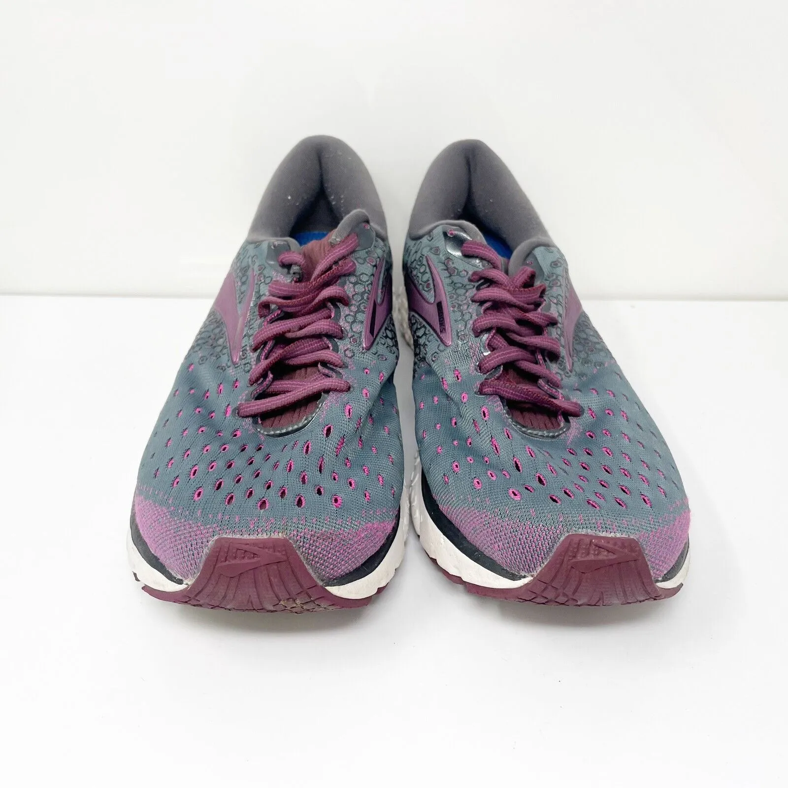 Brooks Womens Glycerin 17 1202831B081 Gray Running Shoes Sneakers Size 11 B