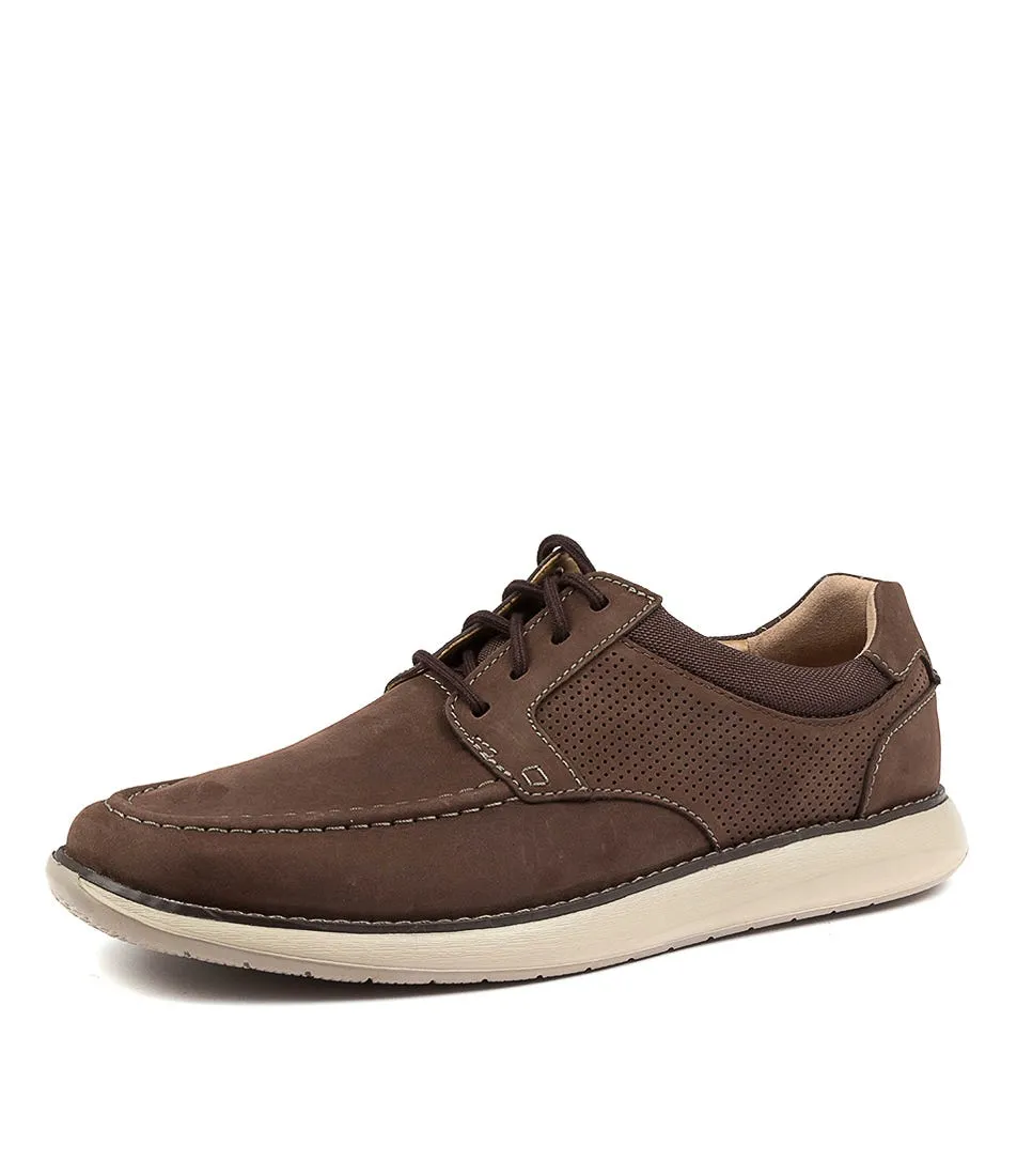 CLARKS Unpilot Tie Brown Nubuck