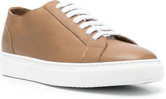 Doucal's low-top leather sneakers Brown