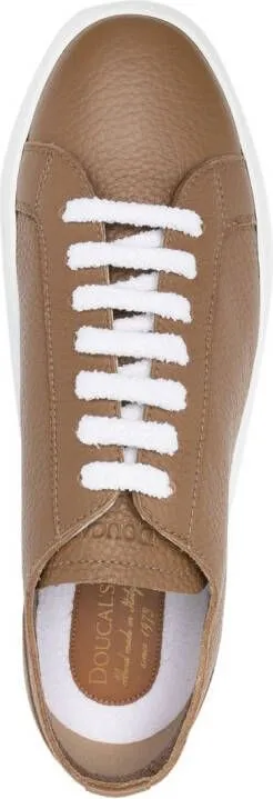 Doucal's low-top leather sneakers Brown