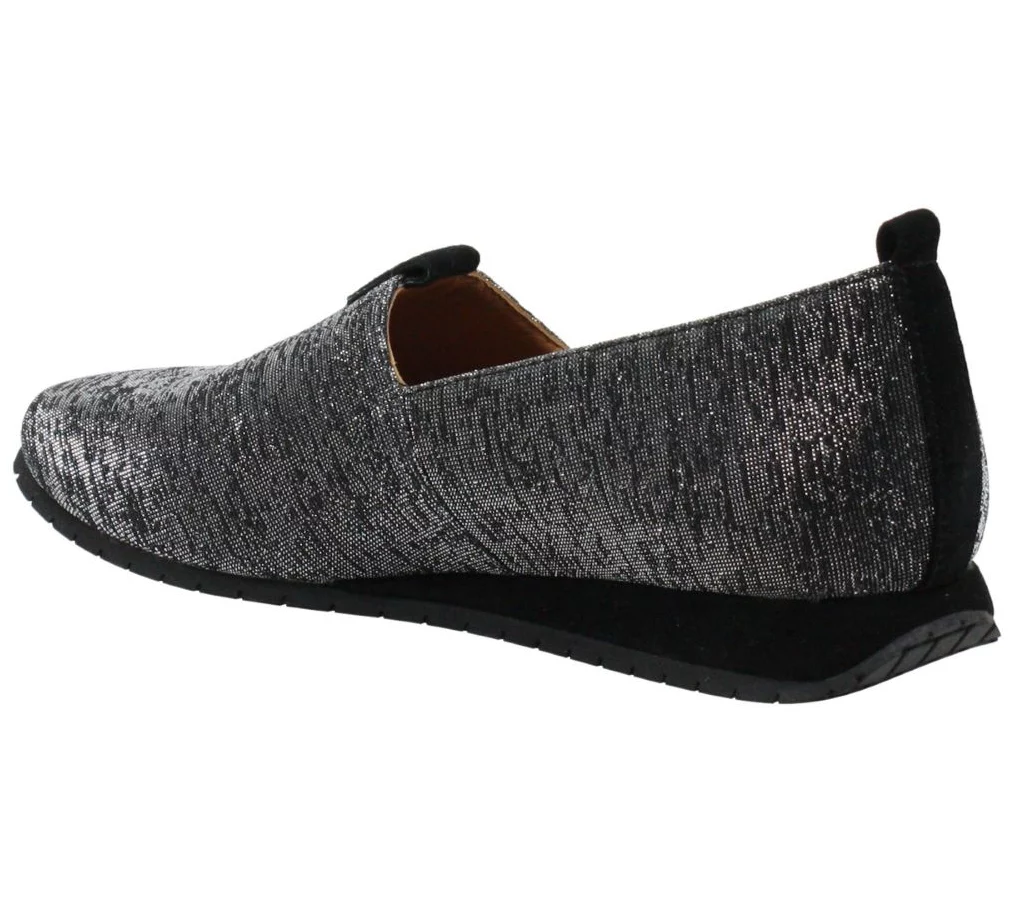 L'Amour Des Pieds Slip-On Fahion Sneakers - Tumai