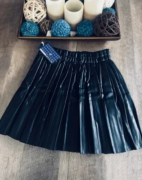 Leather Pleated skirt