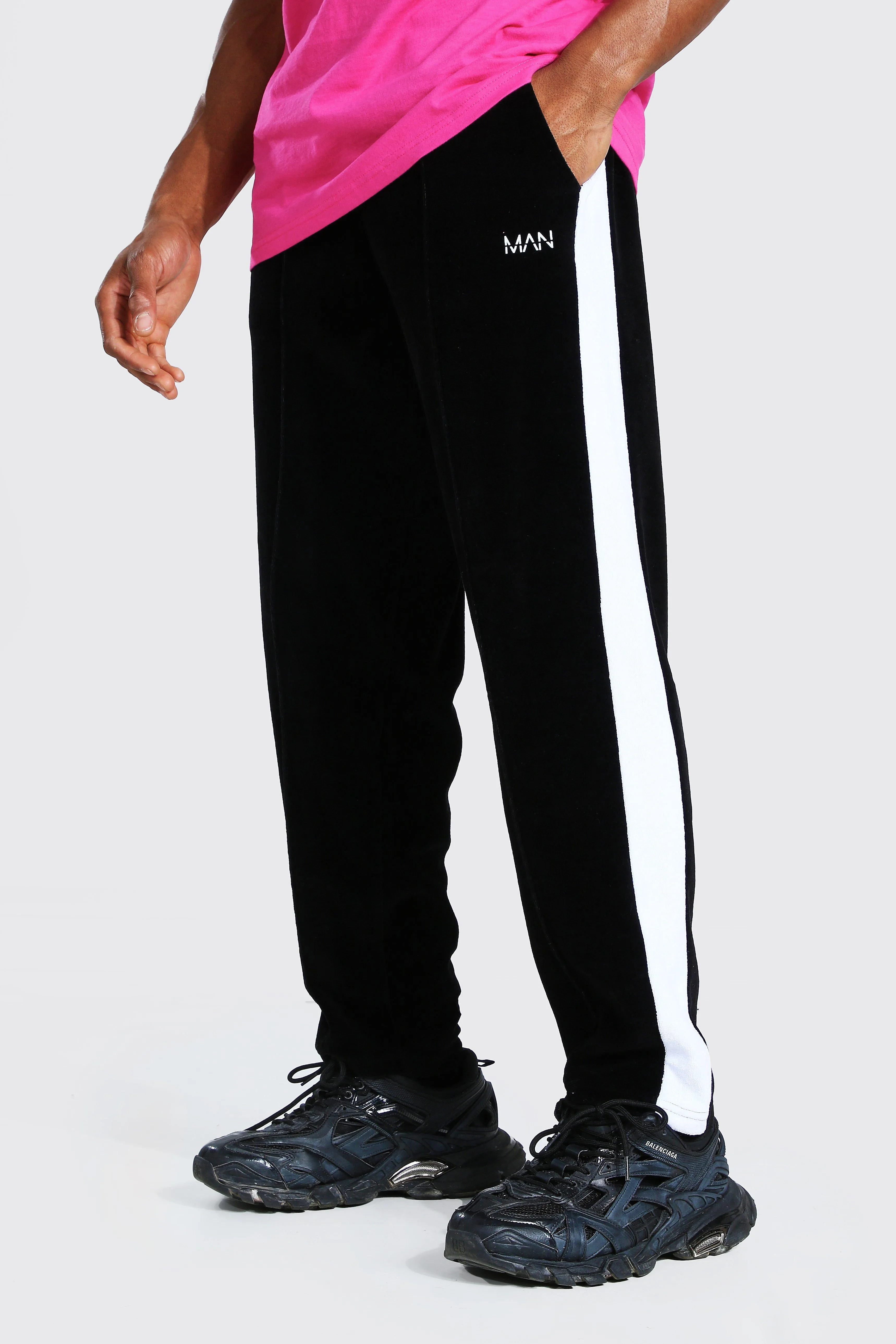 Man Official Loose Fit Velour Joggers | boohooMAN UK