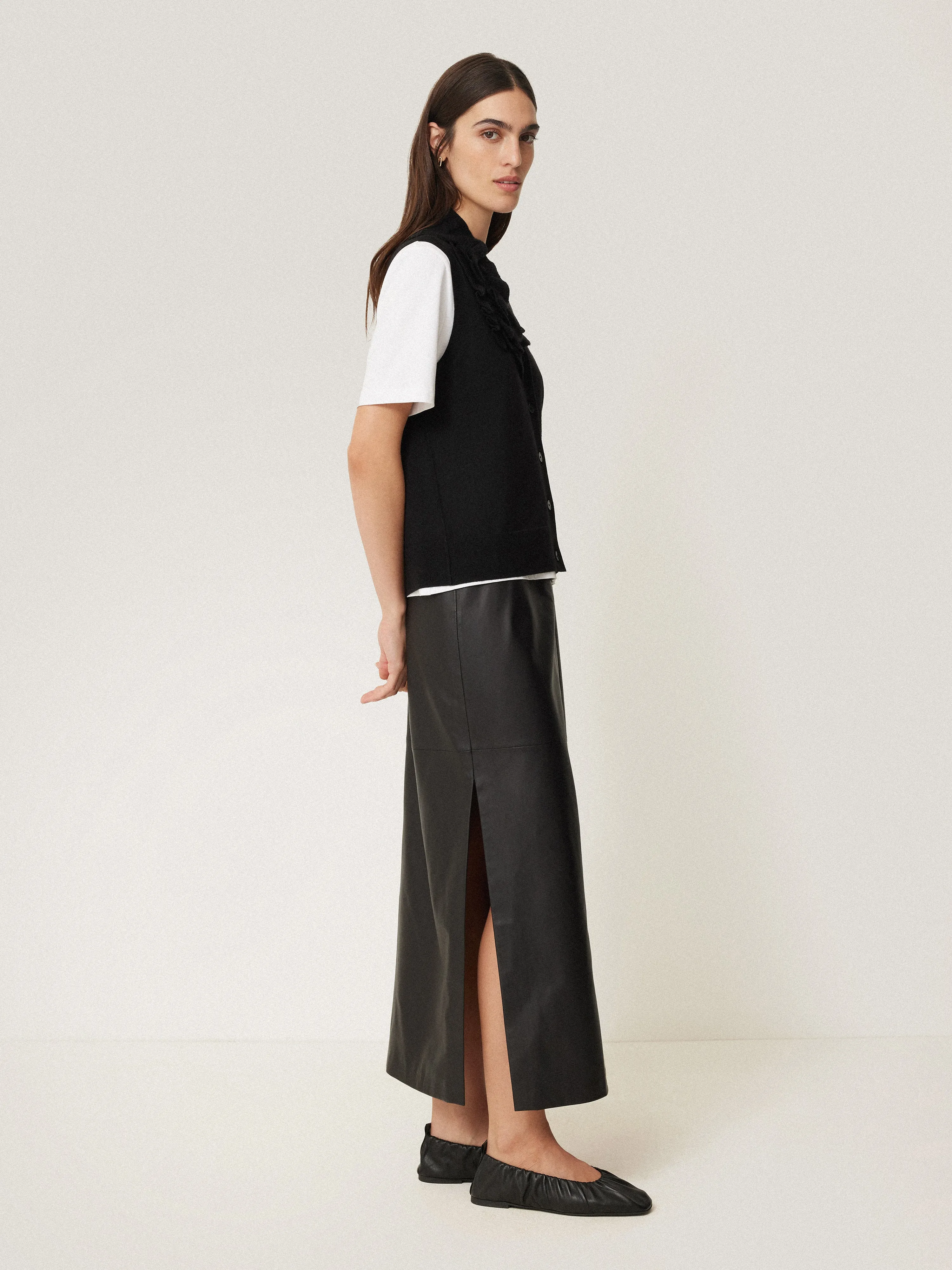 Merino Ruffle Waistcoat | Black