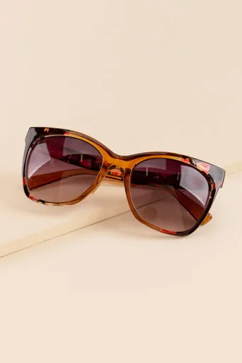 Mia Square Angular Sunglasses