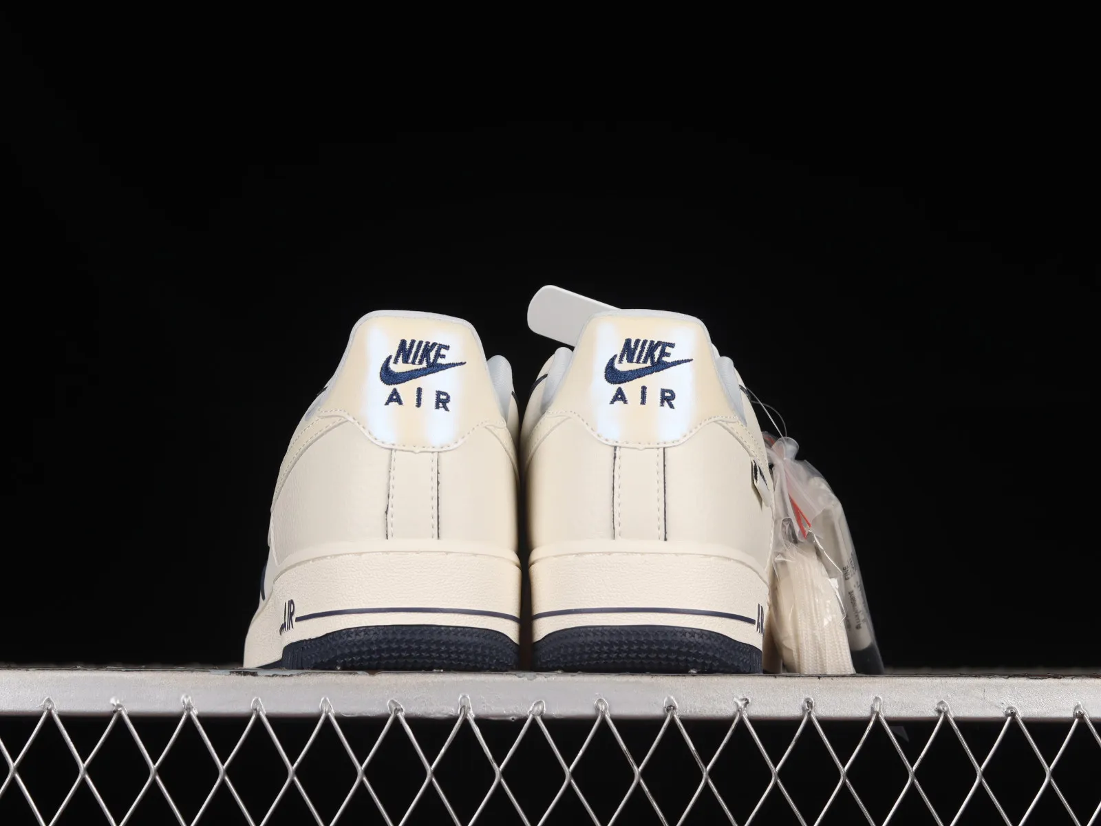 Nike Air Force 1 07 Low Rice White Dark Blue DD9915-622