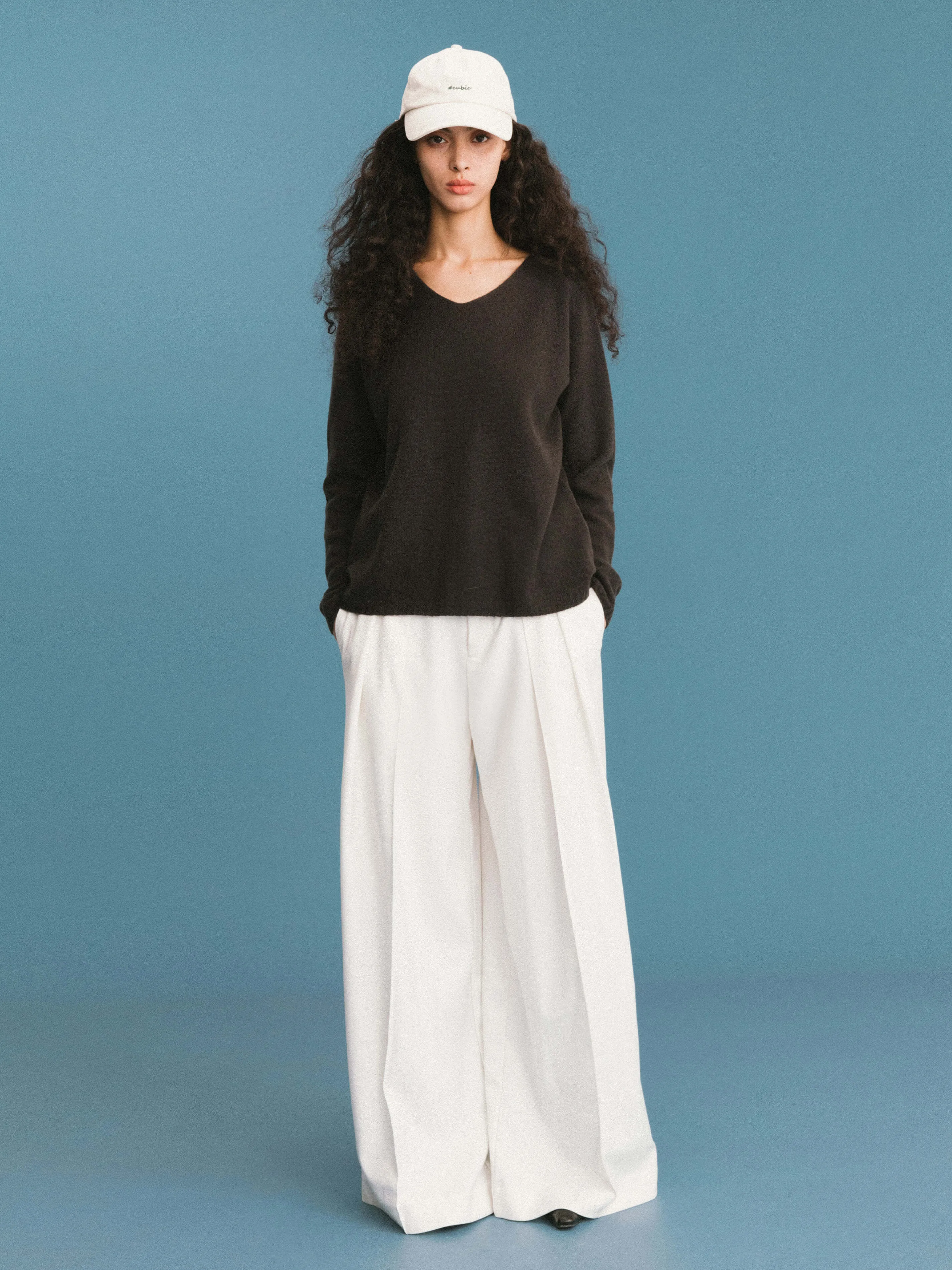 ONE BY CUBIC Boxy 100% Sheep Wool Knitwear Jumper