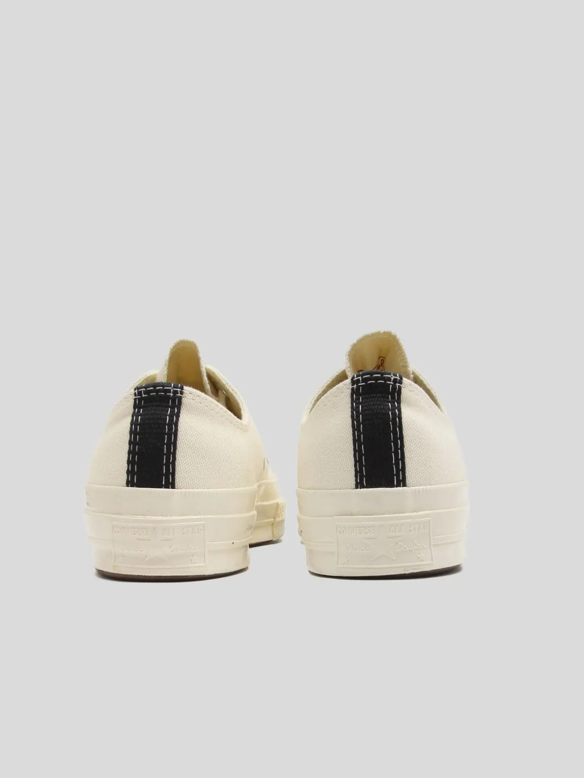 Play Converse Chuck Taylor