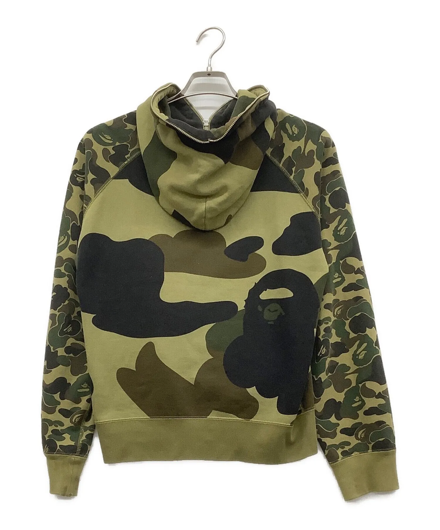 [Pre-owned] A BATHING APE zip hoodie 1930-115-004