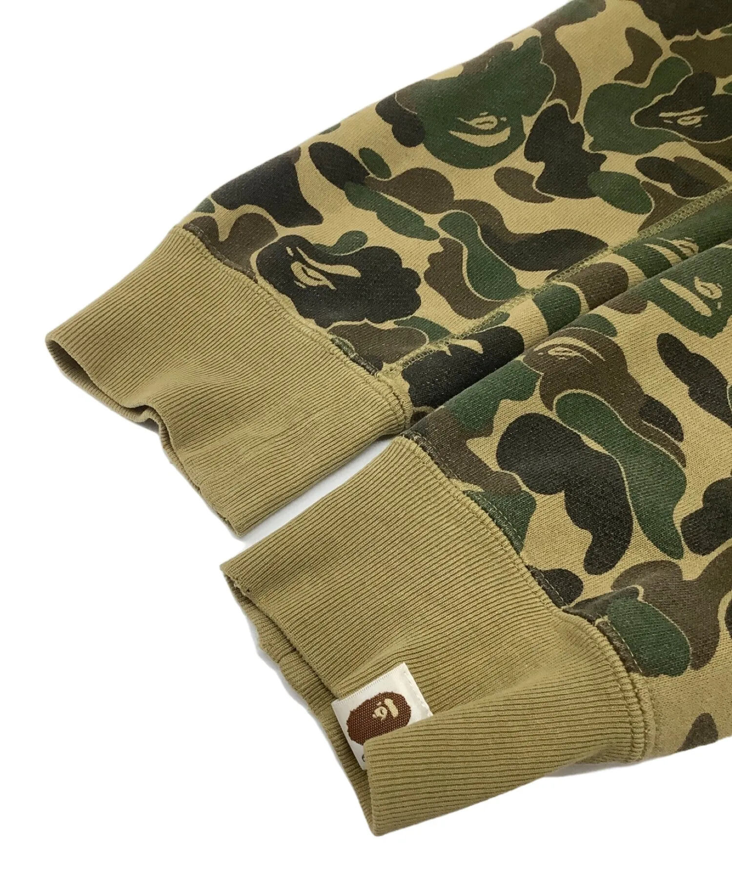 [Pre-owned] A BATHING APE zip hoodie 1930-115-004