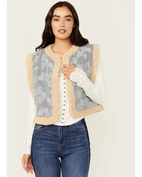 Product Name:  Miss Me Women's Geo Print Fleece Lined Vest