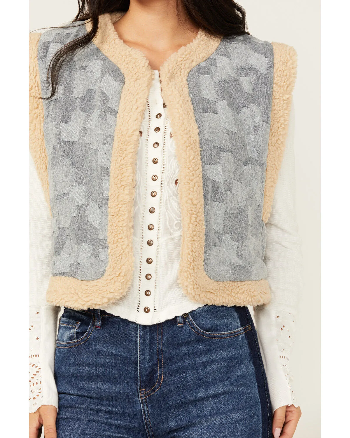 Product Name:  Miss Me Women's Geo Print Fleece Lined Vest