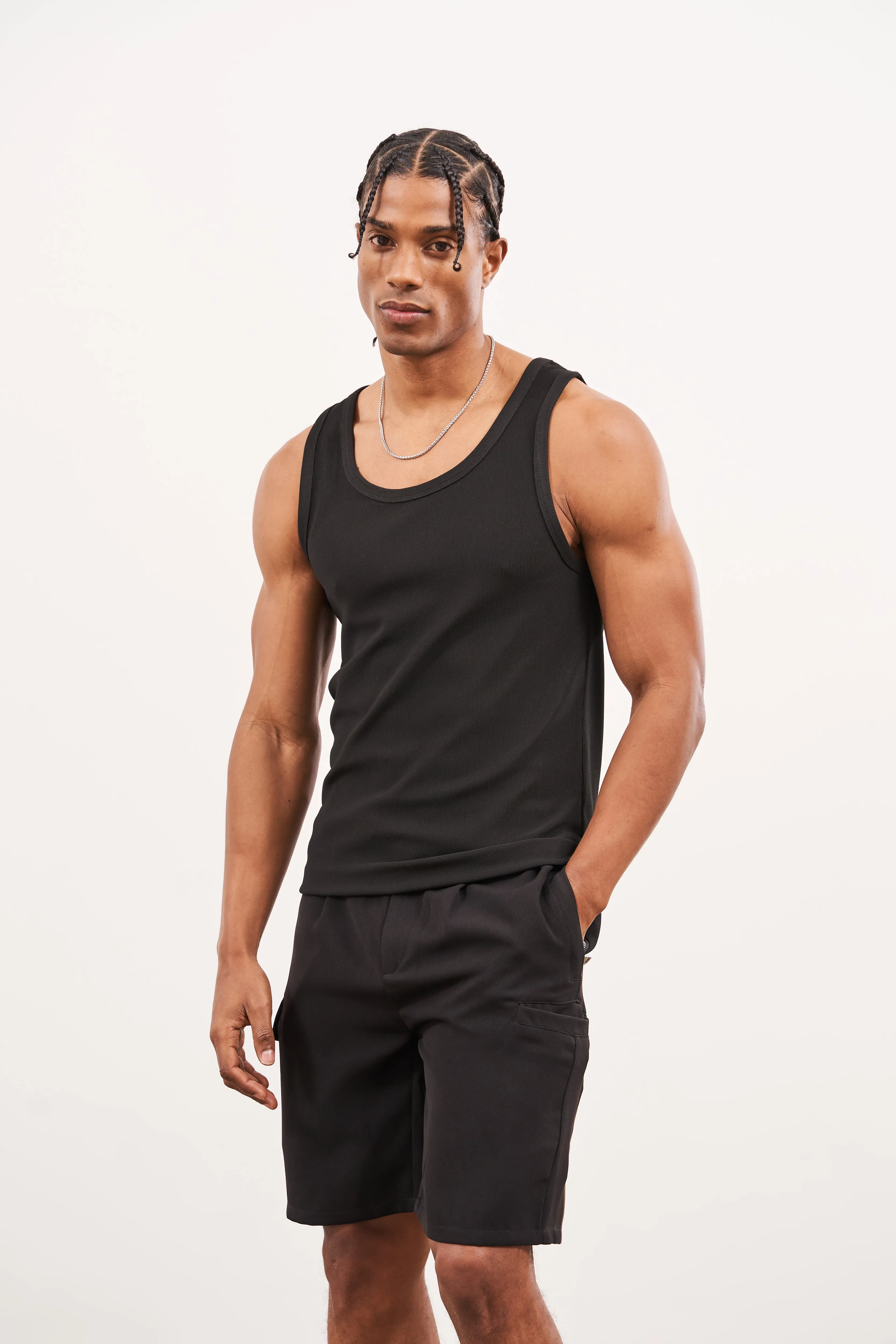 RIB TEXTURED VEST - BLACK