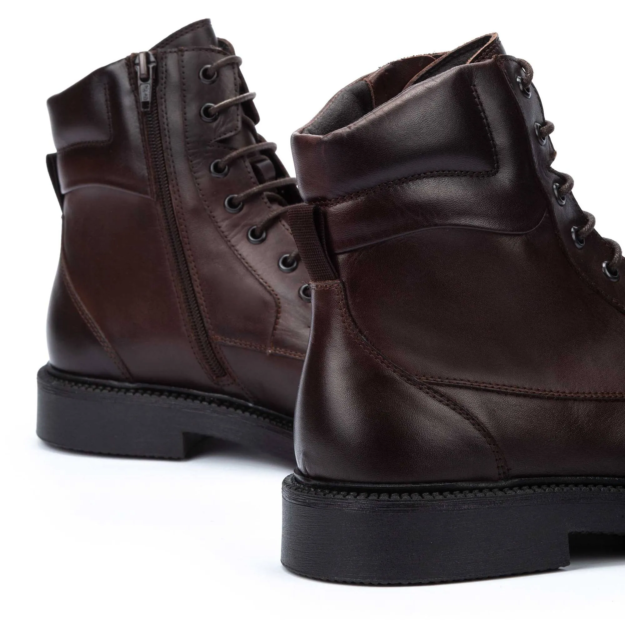 ROYSTON Lace-up boot