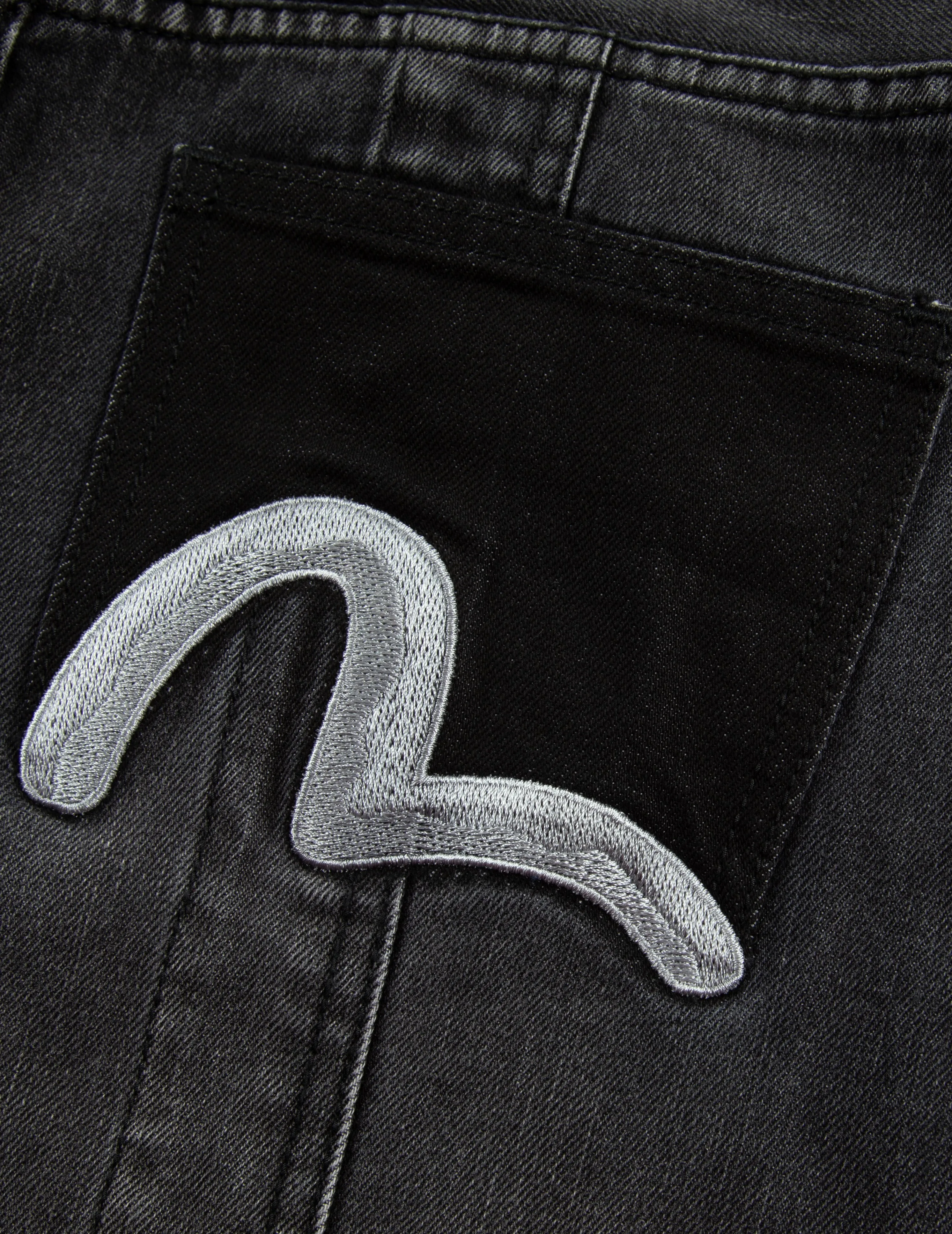 Seagull Embroidery with Logo-pattern Pocket Wide-leg Denim Jeans