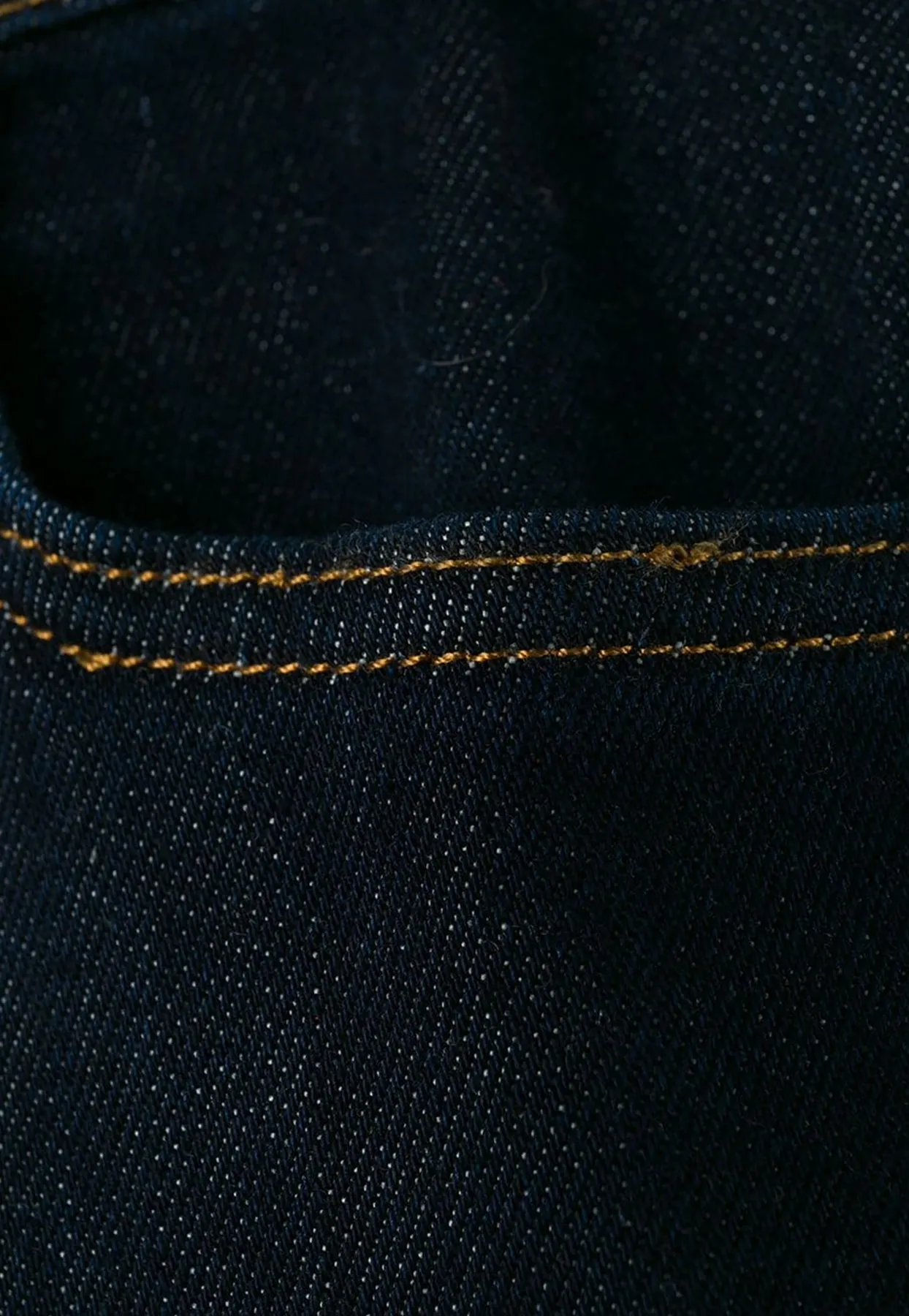 Straight-Leg Cropped Jeans