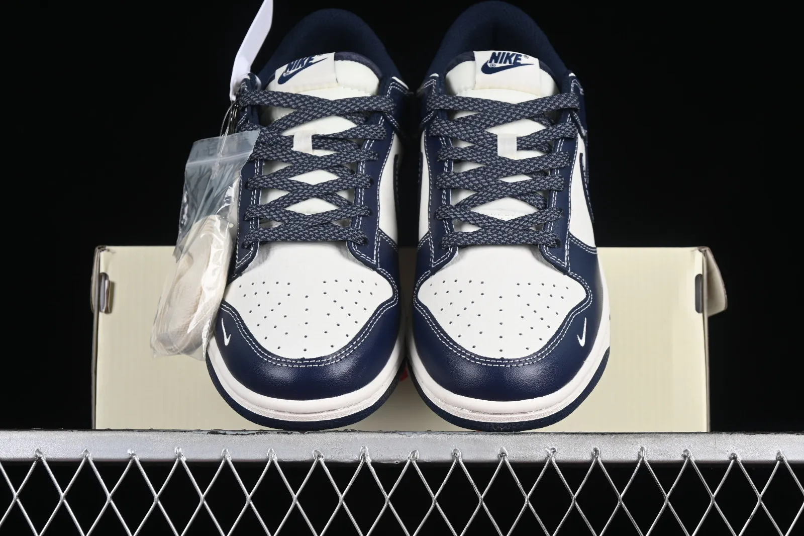 Stussy x Nike SB Dunk Low Navy Blue White BB9898-002