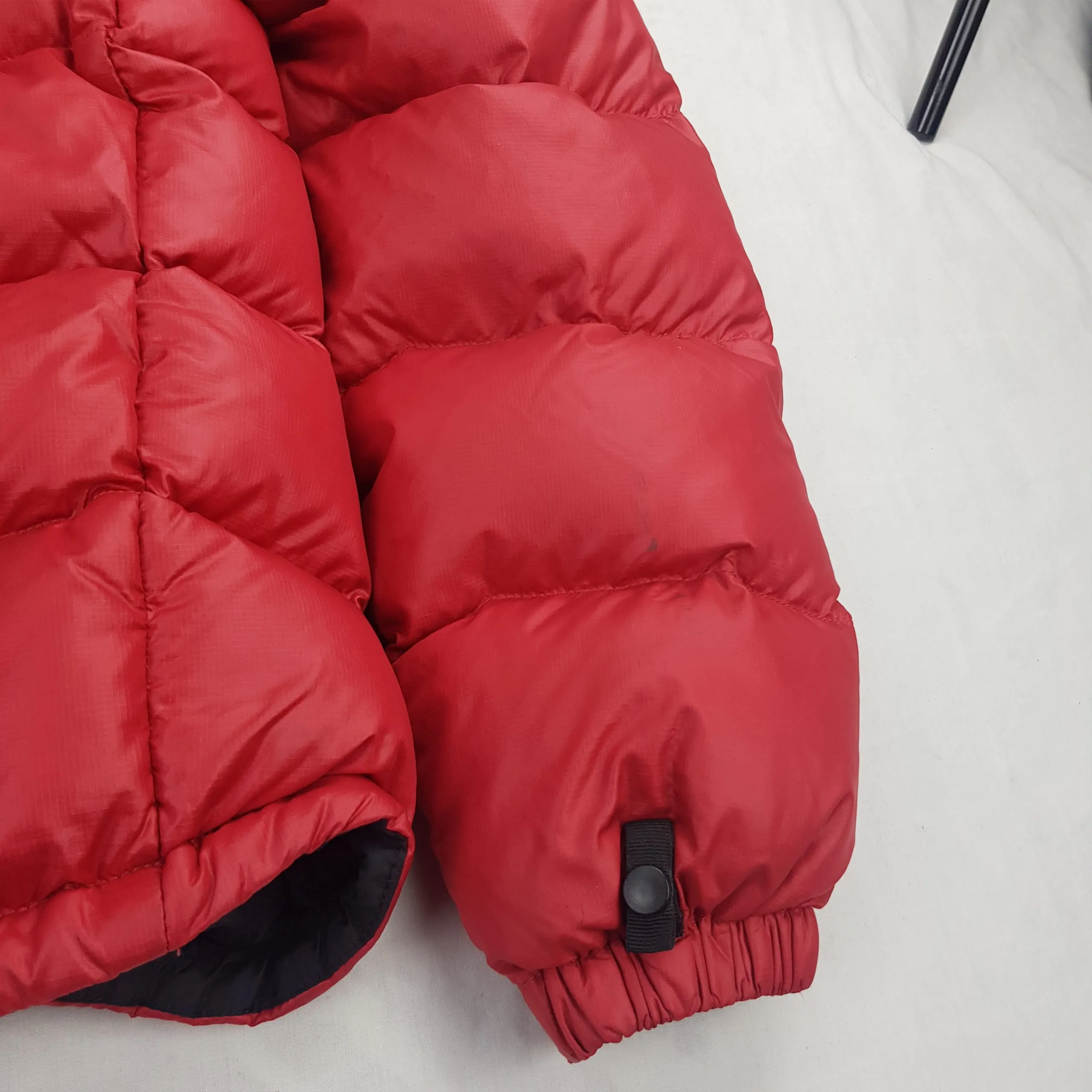 The North Face Puffer 700 - Authenticated Luxury Designer