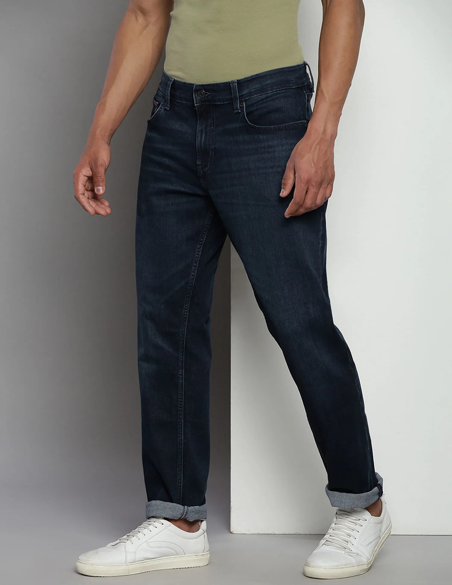 Tommy Hilfiger Ryan Straight Fit Stone Wash Jeans