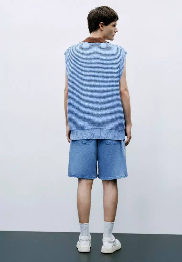 Urban Revivo Knitted Vest With Polo Collar