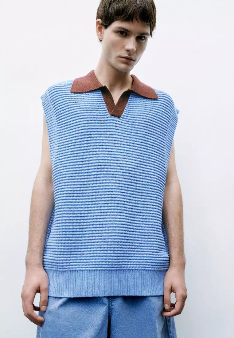 Urban Revivo Knitted Vest With Polo Collar