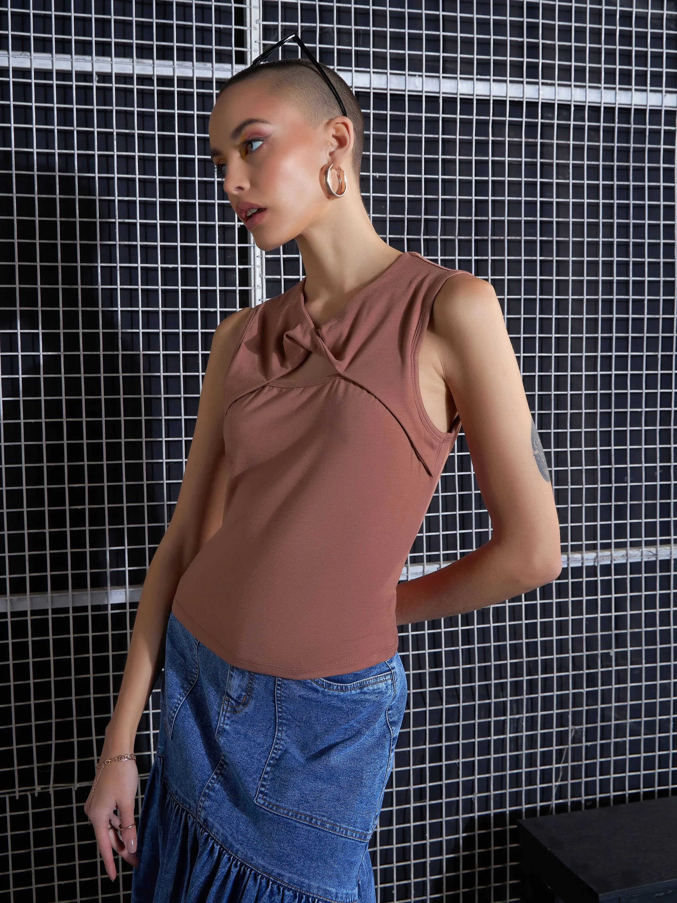 Women Brown Neck Twisted Top