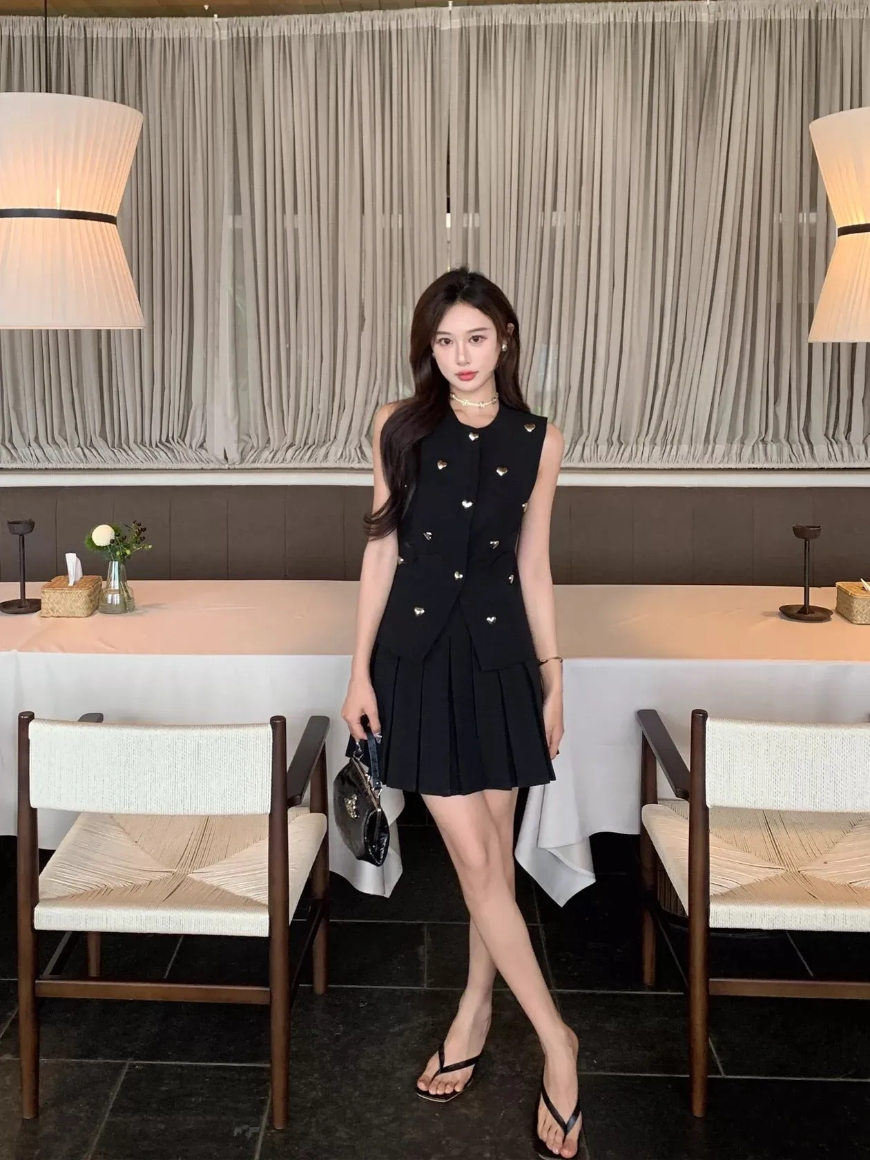 Xiajia Metal Love Slim Suit Vest Vest Pleated Skirt Two-piece Suit Women's Summer Thin Style